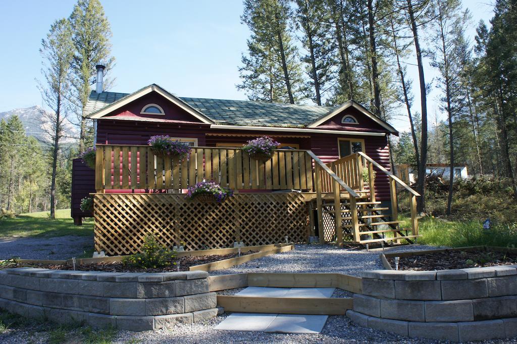 Fairmont Mountain Bungalows Fairmont Hot Springs Room photo