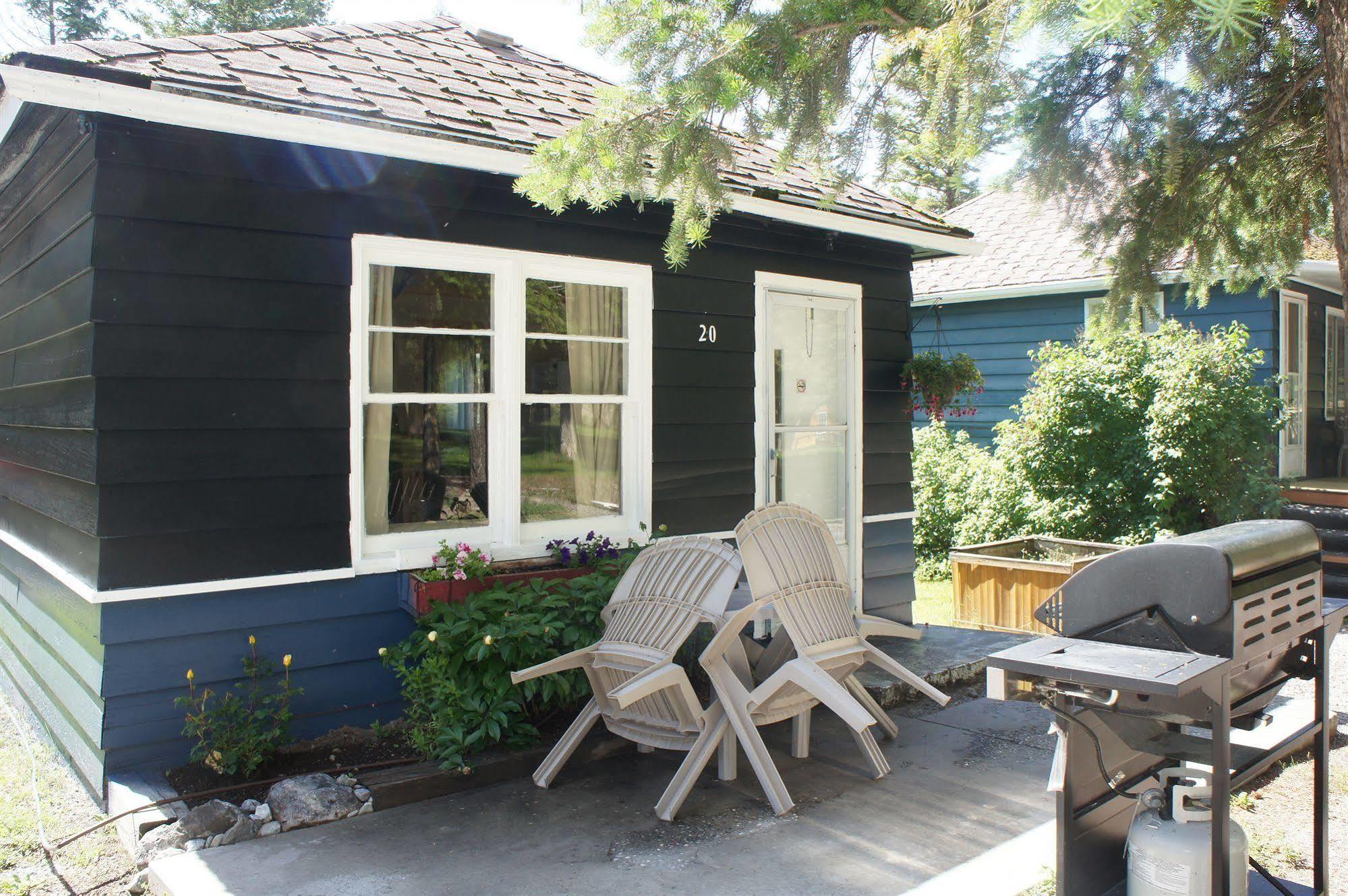 Fairmont Mountain Bungalows Fairmont Hot Springs Exterior photo